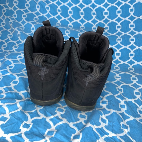 Nike womens size 6.5 little Posite one triple black foamposite wmns sneakers acg - Picture 3 of 11